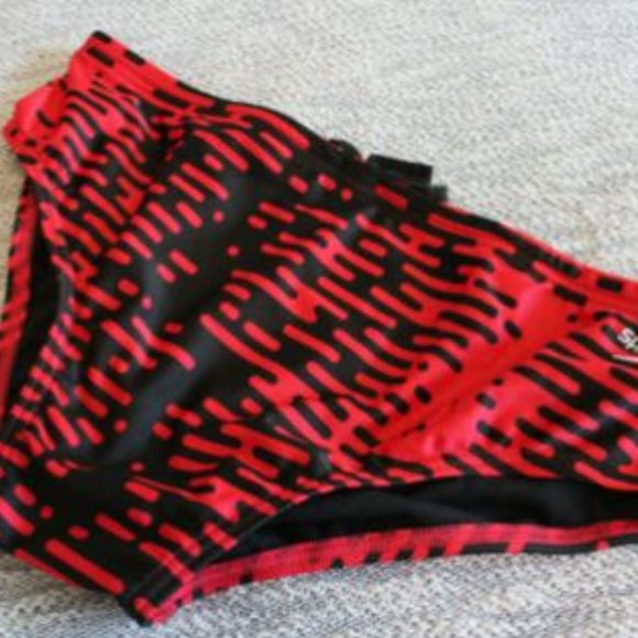 CLEARANCE!! 🆕 Speedo NWOT Men’s Brief Swimsuit. Size 32. #82 - Picture 5 of 8